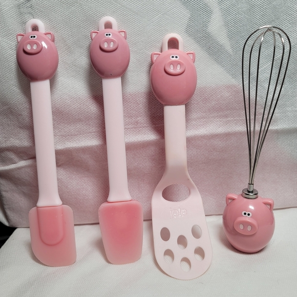 Joie Piggy Wiggy 5 Piece Kitchen Set.  (647) - Picture 4 of 8